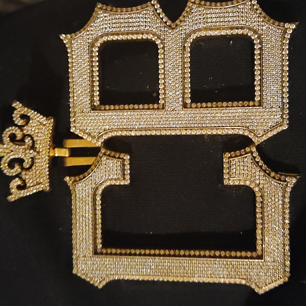 Huge diamond pendant